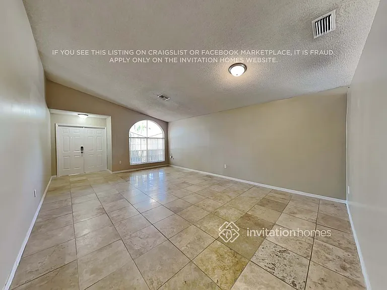 3400 NW 78th Ave — Photo 4