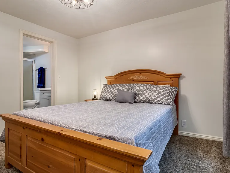 759 E Autumn Field Dr — Photo 1