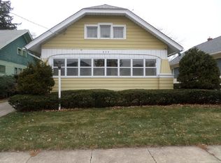 828 Talma St, Aurora, IL 60505