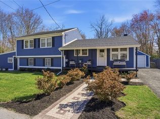 22 Pennsylvania Ave, Warren, RI 02885