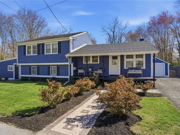 22 Pennsylvania Ave, Warren, RI 02885