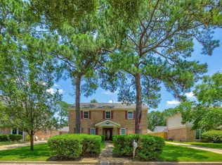 11510 Canyon Trail Dr, Houston, TX 77066