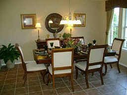 4th image of 4610 Clemwood Ln