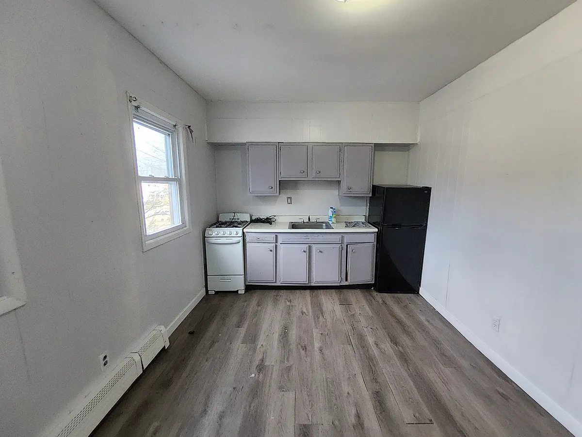 Building Photo - 377 E Broadway #1