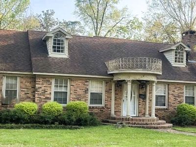 2006 Mamie St, Hattiesburg, MS, 39401