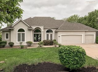 9524 Cailler Dr, Lenexa, KS 66220