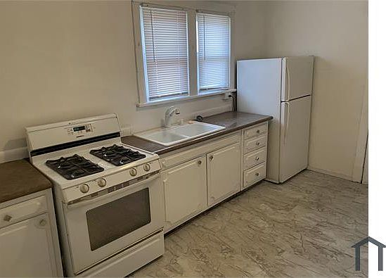 2nd image of 5643 Hiller Pl