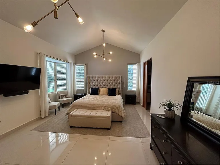 312 Sabanera — Photo 17