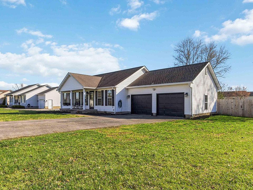 1st image of 120 Country Dr