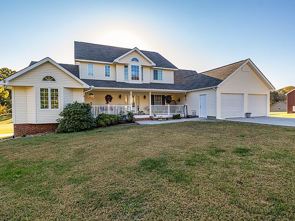 2nd image of 145 Sunny Dale Ln