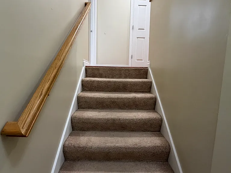 2122 Clinton St — Photo 19