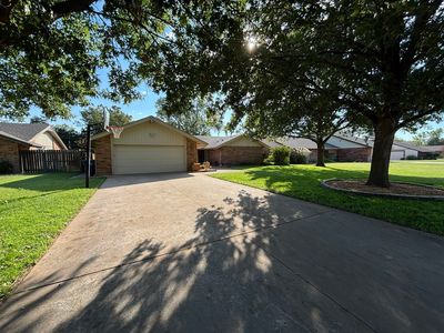 1019 Quail Creek Dr, Enid, OK, 73703