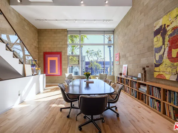 717 N Highland Ave Suite 5, Los Angeles, CA 90038