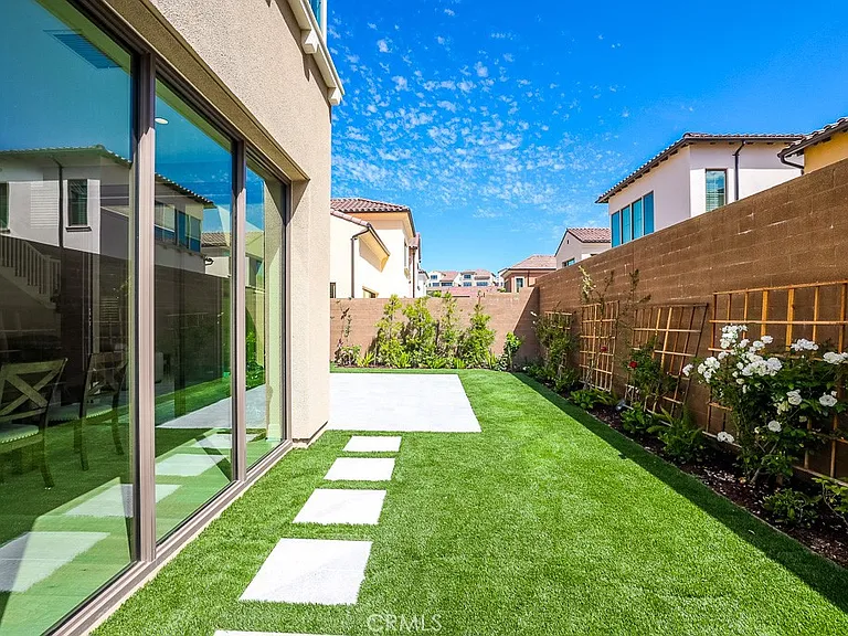 149 Roscomare — Photo 49