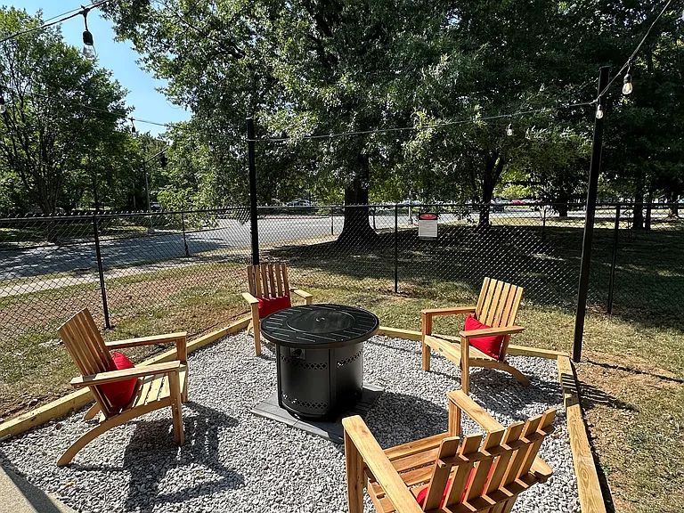 Cardinal Village — Photo 20