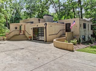 3424 Oakland St, Ames, IA 50014