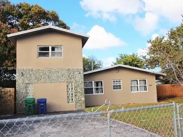 3451 NW 1st St, Lauderhill, FL 33311