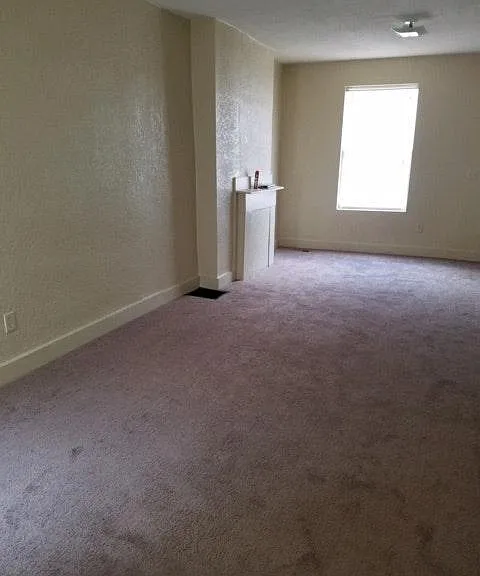 3033 C St — Photo 4