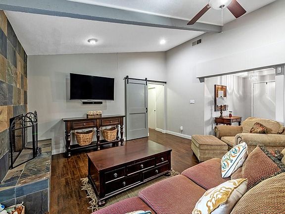 4th image of 2200 Heather Hill Ln