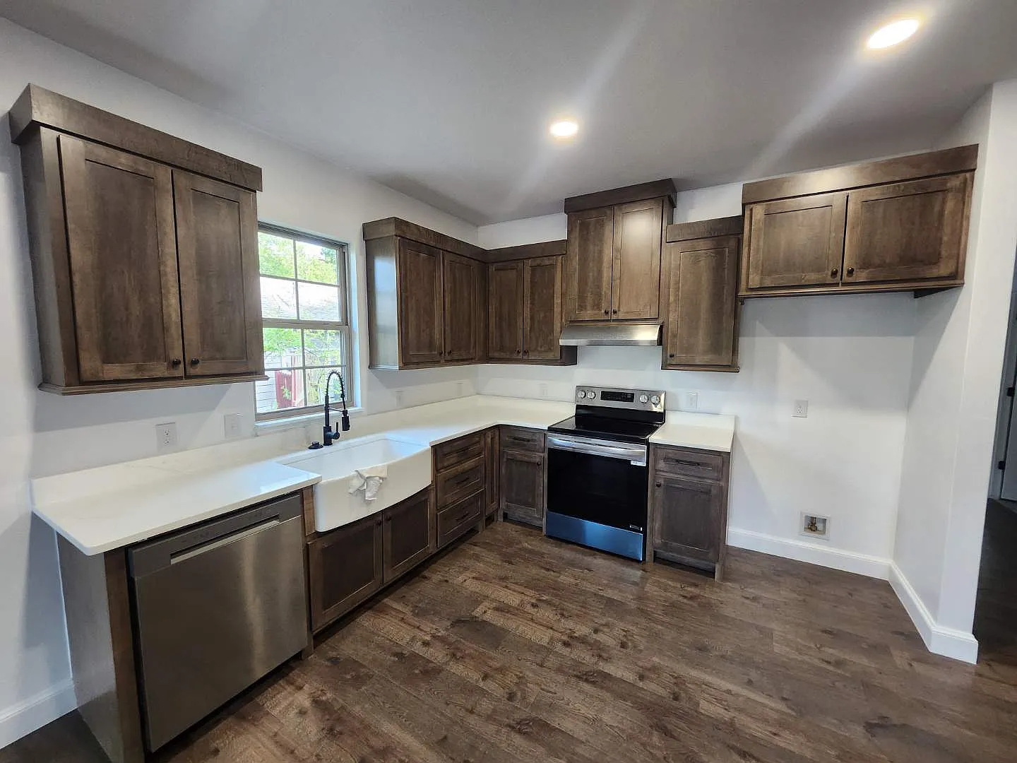 3 bed, 1325 sqft, $1,450 — Photo 3