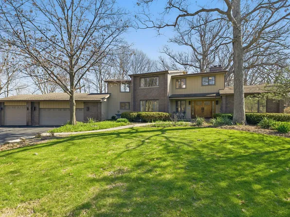 13649 Elm Ct, Lemont, IL 60439