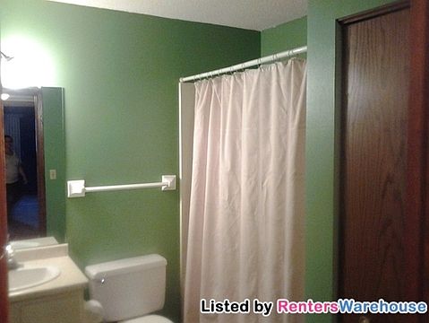 5th image of 26 10th St W Unit 1909
