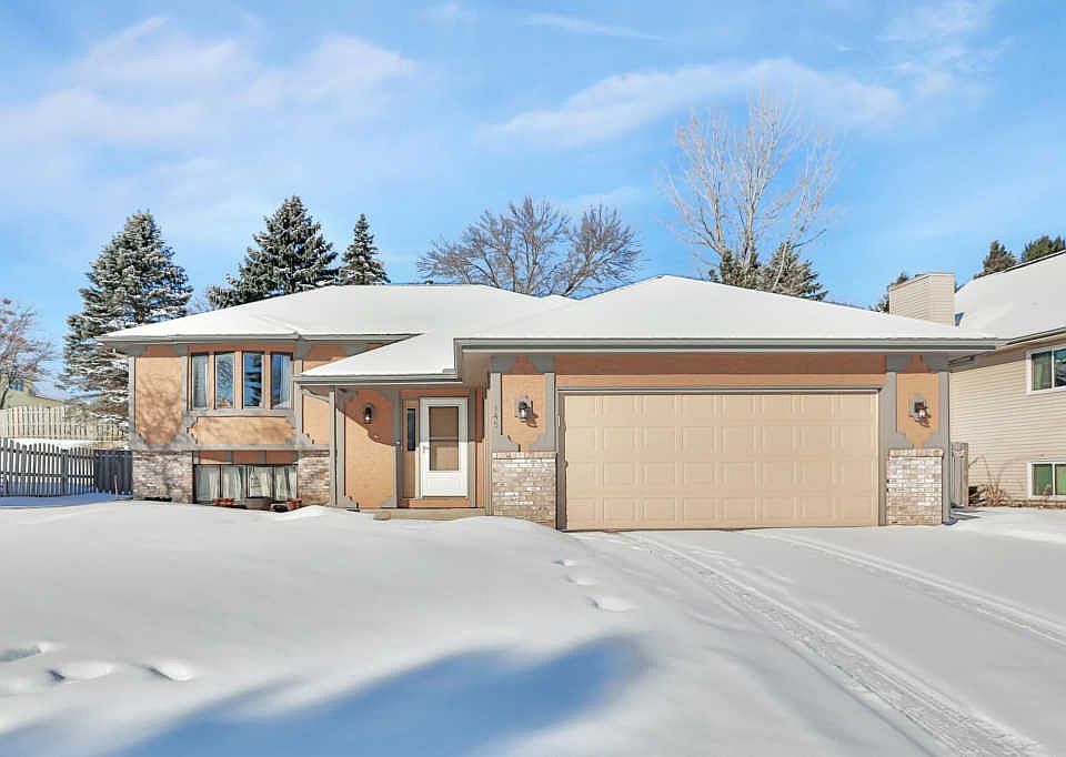 1st image of 145 Loretta Ln
