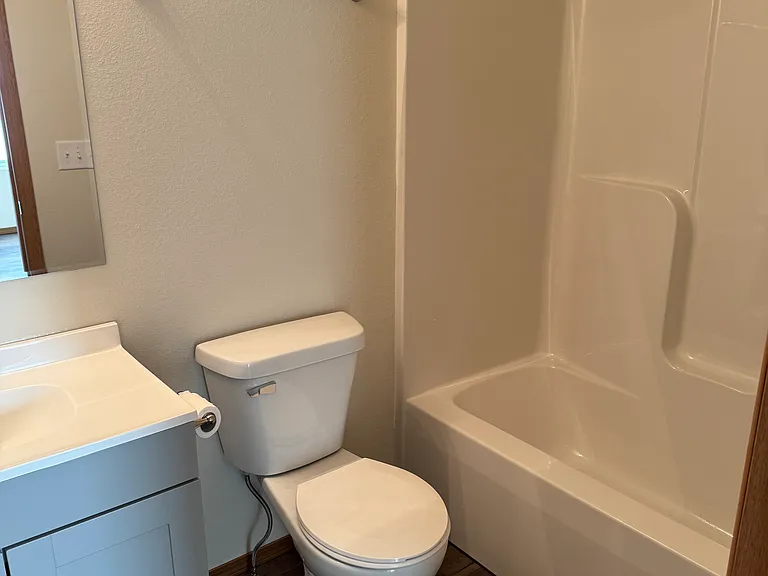 2324 N Taylor Ave — Photo 10