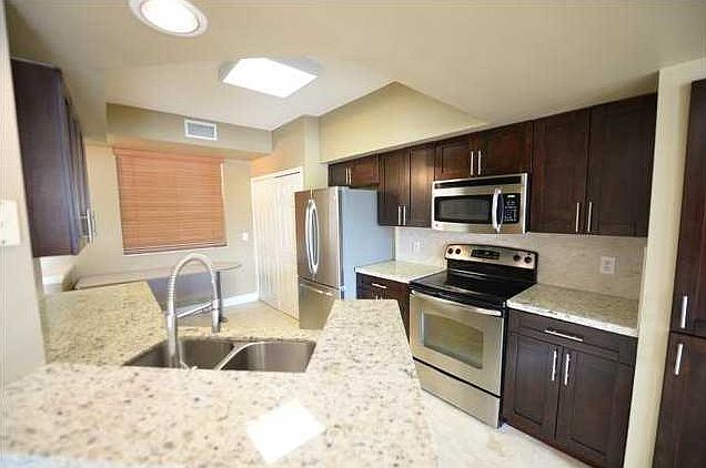 1st image of 3105 NE 184th St APT 7305