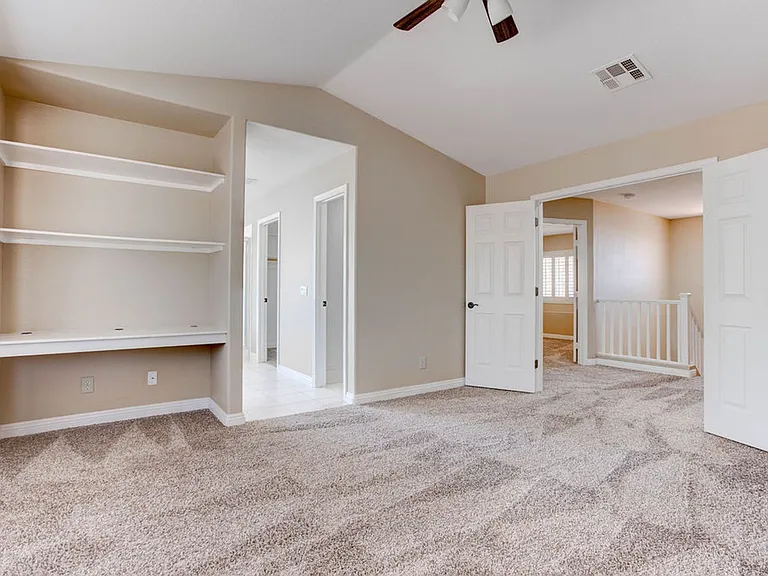 809 Royal Birch Ln — Photo 30