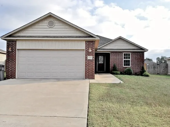 4725 Wildwood Ln, Jonesboro, AR 72405