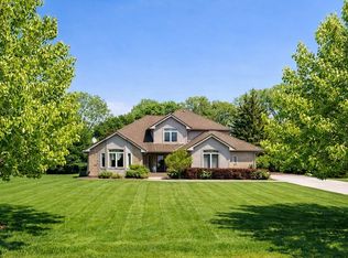 4197 Lake Forest Dr E, Ann Arbor, MI 48108