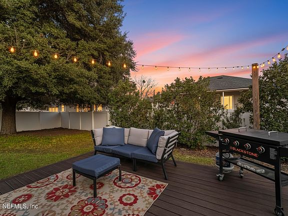 2nd image of 637 MARLA CREEK Court