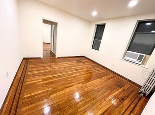 43-23 165th St #3G, Flushing, NY 11358