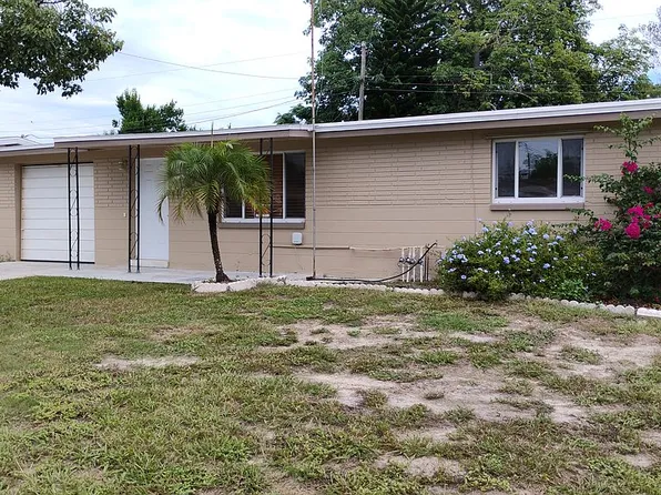 2048 Hess Dr, Holiday, FL 34691