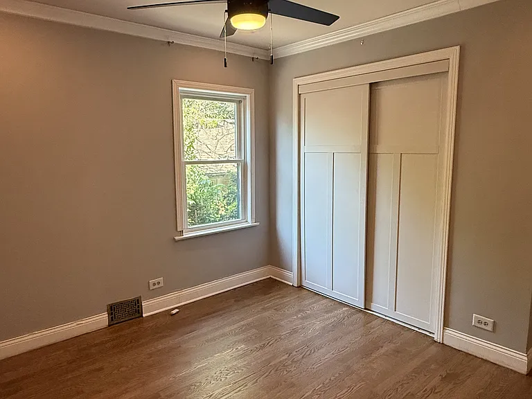 740 N La Grange Rd #1 — Photo 12