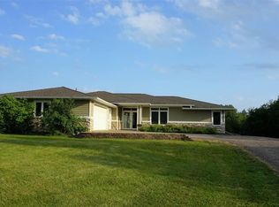 5222 Maple Grove Rd, Hermantown, MN 55811