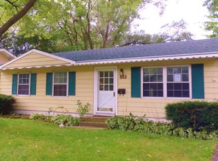 662 Briar Rd, Wauconda, IL 60084