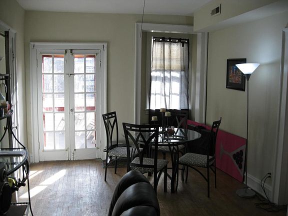 4th image of 2816 Monument Ave APT 10