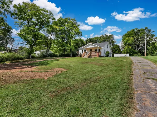 303 E St, Clarksville, TN 37042