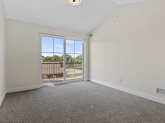 5th image of 300 Dunnwood Green Ln #210
