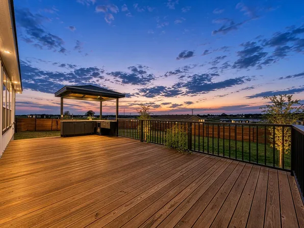 251 Estrella Ln, Bastrop, TX 78602
