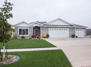 1329 29th Ave W, West Fargo, ND 58078