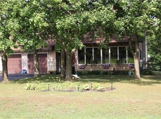 8900 Skinner Rd, Lee Center, NY 13363