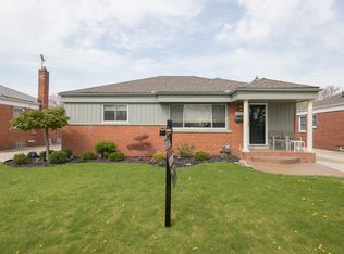 25917 Cubberness St, Saint Clair Shores, MI 48081