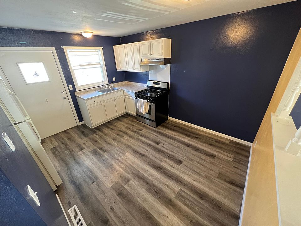 415 Saint Julian St, Pekin, IL 61554 Zillow