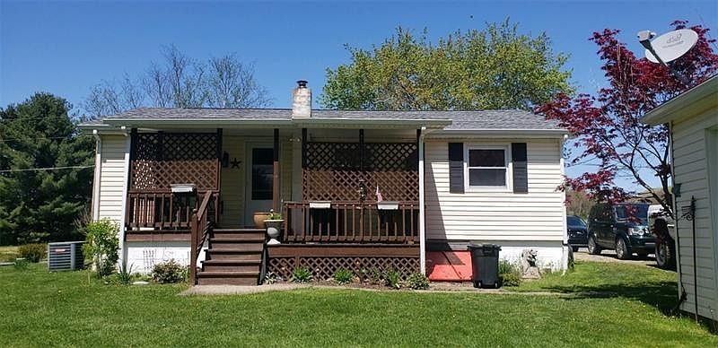 2nd image of 100 N Harmony Rd
