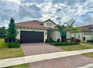 9396 Cantal Cir E, Parkland, FL 33076