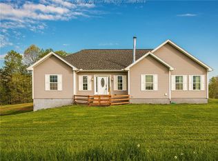 1351 Antioch Rd, Red House, WV 25168