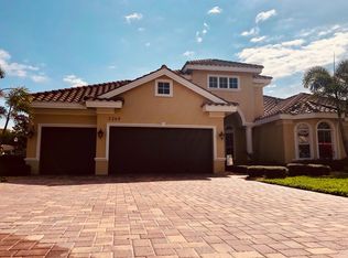2268 Steven St, Clearwater, FL 33759
